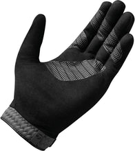 
                        
                          Cargar imagen en el visor de la galería, TaylorMade Rain Control Golf Gloves (Pair) - JOY2ESpree
                        
                      