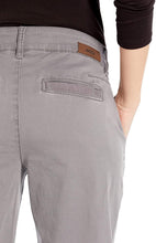 
                        
                          Muat gambar ke penampil Galeri, Jag Jeans Women's Flora Chino Crop
                        
                      