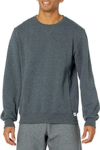 
                        
                          Muat gambar ke penampil Galeri, Russell Athletic Men's Dri-Power Fleece Sweatshirt
                        
                      