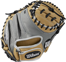 
                        
                          將圖片載入圖庫檢視器 Wilson A2000 Baseball Glove Series - JOY2ESpree
                        
                      