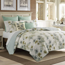 
                        
                          Load image into Gallery viewer, Tommy Bahama Quilt, King
                        
                      