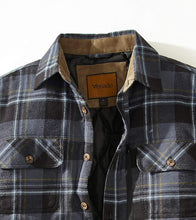
                        
                          画像をギャラリービューアに読み込む, Venado Men's Plaid Shirt Jacket -Long Sleeved Quilt Lined Brushed Flannel Rugged Shirt
                        
                      