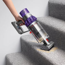 
                        
                          將圖片載入圖庫檢視器 Dyson Cyclone V10 Animal Lightweight Cordless Stick Vacuum Cleaner - JOY2ESpree
                        
                      