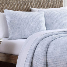 
                        
                          將圖片載入圖庫檢視器 Tommy Bahama | Makena Collection | Quilt Set - 100% Cotton, Ultra-Soft &amp; Breathable, Reversible Bedding with Matching Shams, Full/Queen, Blue
                        
                      