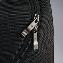 
                        
                          गैलरी व्यूवर में इमेज लोड करें, Samsonite Kombi Business Backpack, Black/Brown, 17.5 x 12 x 7-Inch
                        
                      