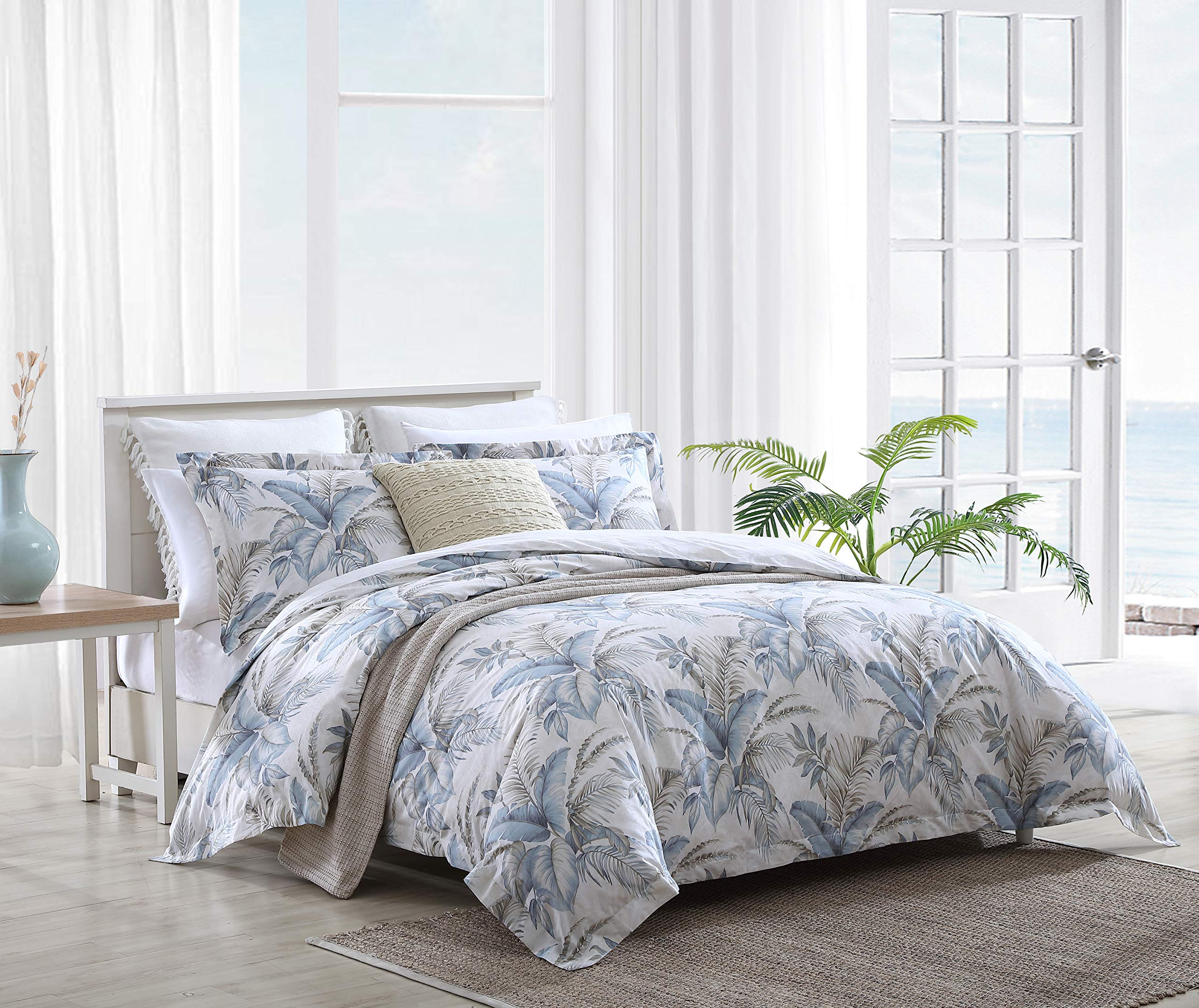 Tommy Bahama | Bakers Bluff Collection | Comforter Set - 100% Cotton, Ultra-Soft & Breathable, Reversible Bedding with Matching Shams, Queen, Blue