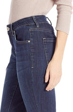 
                        
                          Cargar imagen en el visor de la galería, Jag Jeans Women's Carter Girlfriend Jean
                        
                      