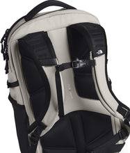 
                        
                          Cargar imagen en el visor de la galería, The North Face Women's Recon Backpack, TNF Black Heather/Silver Reflective, One Size
                        
                      