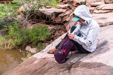 
                        
                          Cargar imagen en el visor de la galería, Marmot Women's PreCip Lightweight Waterproof Rain Jacket
                        
                      