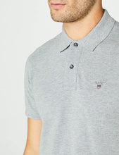 
                        
                          Cargar imagen en el visor de la galería, GANT Men's Classic Short-Sleeve Piqué Polo - JOY2ESpree
                        
                      