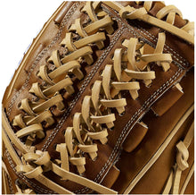 
                        
                          गैलरी व्यूवर में इमेज लोड करें, Wilson A2000 Baseball Glove Series - JOY2ESpree
                        
                      