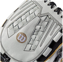 
                        
                          將圖片載入圖庫檢視器 Wilson A2000 Fastpitch Glove Series - JOY2ESpree
                        
                      