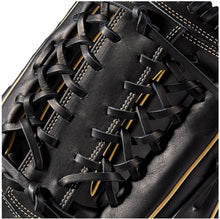 
                        
                          गैलरी व्यूवर में इमेज लोड करें, Wilson A2000 Baseball Glove Series - JOY2ESpree
                        
                      