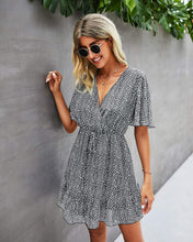 
                        
                          Cargar imagen en el visor de la galería, KIRUNDO 2021 Women’s Summer Short Sleeve Ruffle Floral Dress
                        
                      