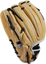 
                        
                          गैलरी व्यूवर में इमेज लोड करें, Wilson A2000 Baseball Glove Series - JOY2ESpree
                        
                      