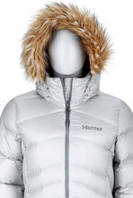 
                        
                          画像をギャラリービューアに読み込む, Marmot Women's Montreal Knee-length Down Puffer Coat
                        
                      