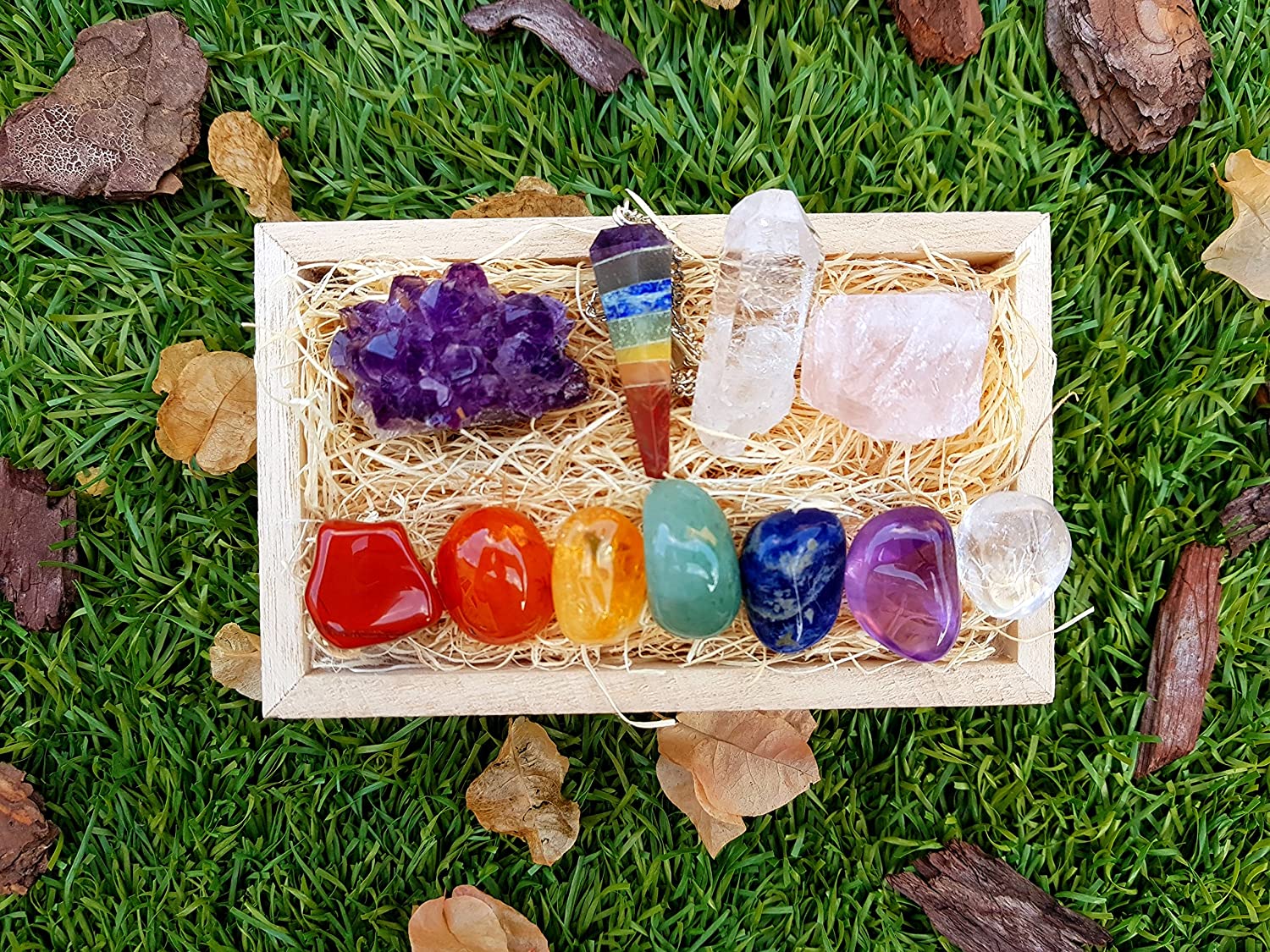 ZATNY Deluxe Healing Crystals in Wooden Box