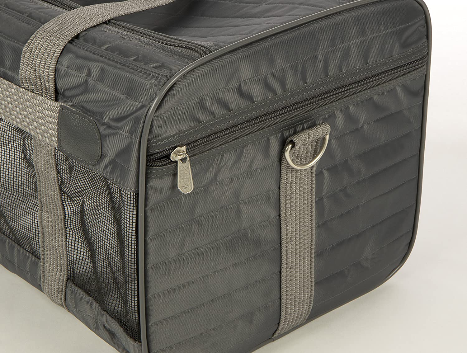 Sherpa Original Deluxe Airline Approved Pet Carrier, Medium, Black