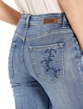 
                        
                          將圖片載入圖庫檢視器 Jag Jeans Women's Asher Straight Jean
                        
                      