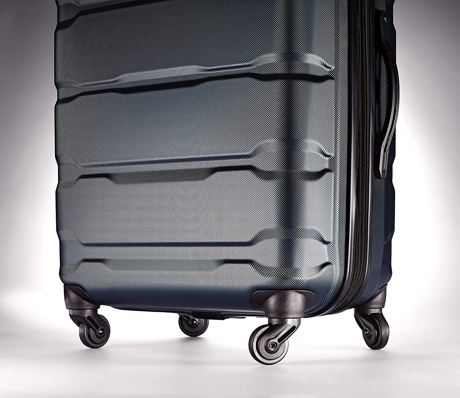 Samsonite Omni PC Hardside Expandable Luggage with Spinner Wheels, Black, Carry-On 20-Inch