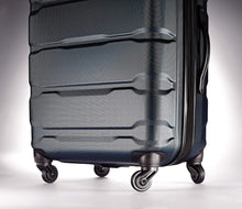 
                        
                          Load image into Gallery viewer, Samsonite Omni PC Hardside Expandable Luggage with Spinner Wheels, Black, Carry-On 20-Inch
                        
                      