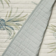 
                        
                          Load image into Gallery viewer, Tommy Bahama Quilt, King
                        
                      