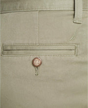 
                        
                          画像をギャラリービューアに読み込む, Nautica Men's Classic Fit Flat Front Stretch Solid Chino Deck Pant - JOY2ESpree
                        
                      
