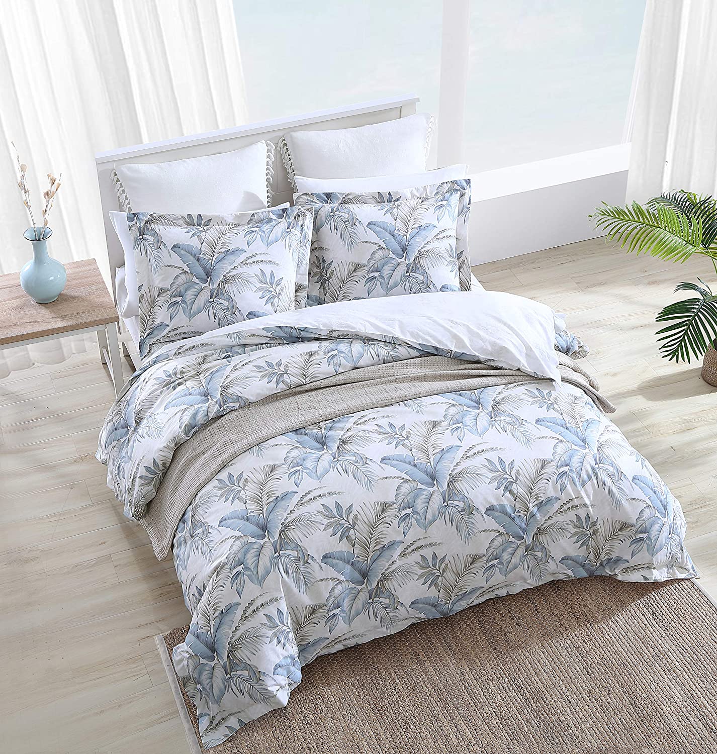 Tommy Bahama | Bakers Bluff Collection | Comforter Set - 100% Cotton, Ultra-Soft & Breathable, Reversible Bedding with Matching Shams, Queen, Blue