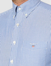 
                        
                          Muat gambar ke penampil Galeri, GANT Men's Classic Broadcloth Banker Stripe Shirt - JOY2ESpree
                        
                      