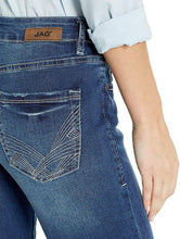 
                        
                          Load image into Gallery viewer, Jag Jeans Women's Plus Size Hanna Straight Jean
                        
                      