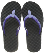 
                        
                          Cargar imagen en el visor de la galería, The North Face Women's Base Camp Mini II Flip-Flop
                        
                      