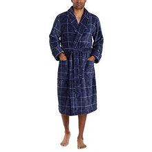
                        
                          Cargar imagen en el visor de la galería, Tommy Bahama Men's Soft Plush Robe
                        
                      