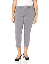 
                        
                          Cargar imagen en el visor de la galería, Jag Jeans Women's Plus Size Flora Chino Crop
                        
                      