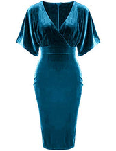 
                        
                          Cargar imagen en el visor de la galería, GownTown 1950s Style Butterfly Sleeve Velvet Pencil Dress
                        
                      