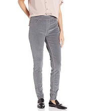 
                        
                          गैलरी व्यूवर में इमेज लोड करें, Jag Jeans Women's Maya Skinny Pull on Corduroy Jean
                        
                      