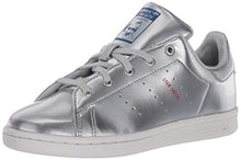 
                        
                          गैलरी व्यूवर में इमेज लोड करें, adidas Originals Juniors Stan Smith Lentic Sneaker
                        
                      