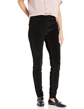 
                        
                          गैलरी व्यूवर में इमेज लोड करें, Jag Jeans Women's Maya Skinny Pull on Corduroy Jean
                        
                      