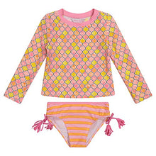 
                        
                          將圖片載入圖庫檢視器 Tommy Bahama Girls' Long Sleeve 2-Piece Rashguard Swimsuit Bathing Suit
                        
                      