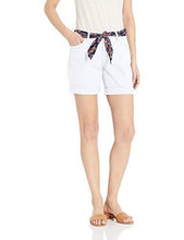 
                        
                          Load image into Gallery viewer, Jag Jeans Women's Carter Girlfriend Belted Short
                        
                      