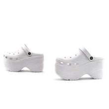 
                        
                          गैलरी व्यूवर में इमेज लोड करें, Cape Robbin Gardener Platform Clogs Slippers for Women, Women’s Fashion Comfortable Slip On Slides Shoes
                        
                      