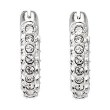 
                        
                          將圖片載入圖庫檢視器 Swarovski Stone Pierced Earrings - JOY2ESpree
                        
                      
