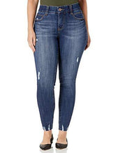 
                        
                          Muat gambar ke penampil Galeri, Jag Jeans Women's Plus Size Cecilia Skinny Fit Jean
                        
                      
